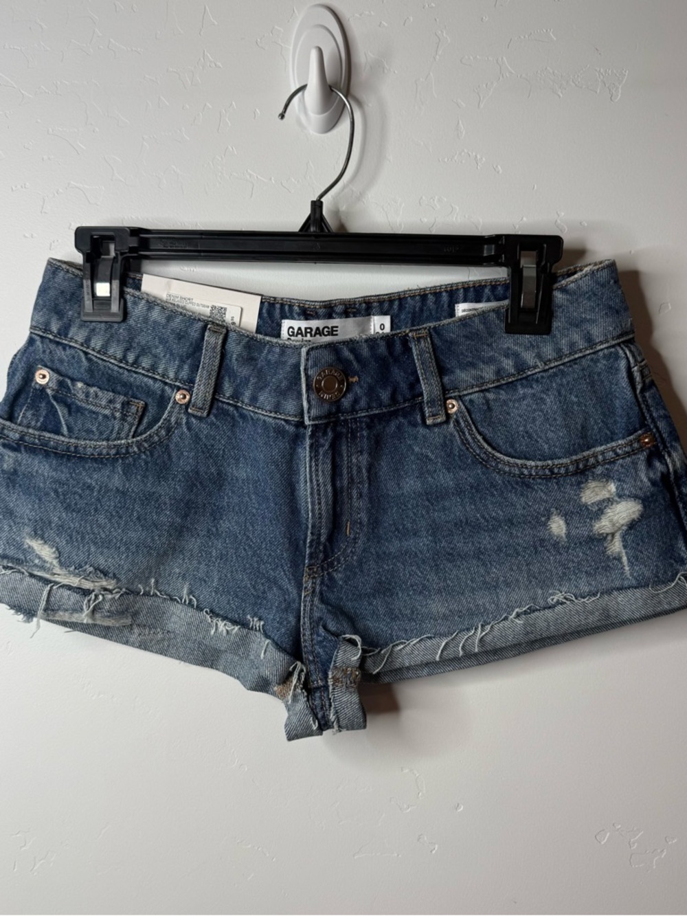 Garage Clothing Ultra Low Rise Relaxed Jean Shorts Distressed Cuffed Size 0 24W